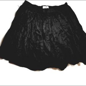 Tobi Black accordion style flowy mini skirt with back zipper